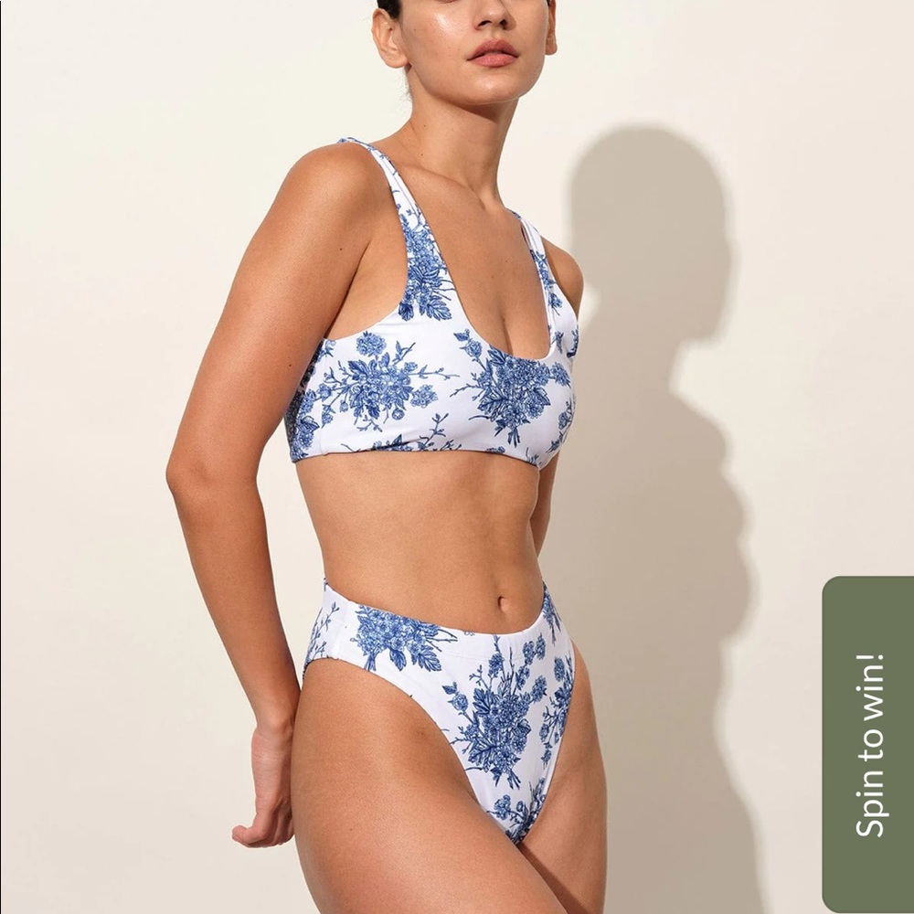 European Styled Bikini. S top/ M bottom